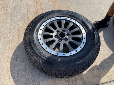 (1) 18" INEOS Grenadier OEM wheel rim beadlock 2023 2024 2025 2026 NEW A/T Texas Truck Tire