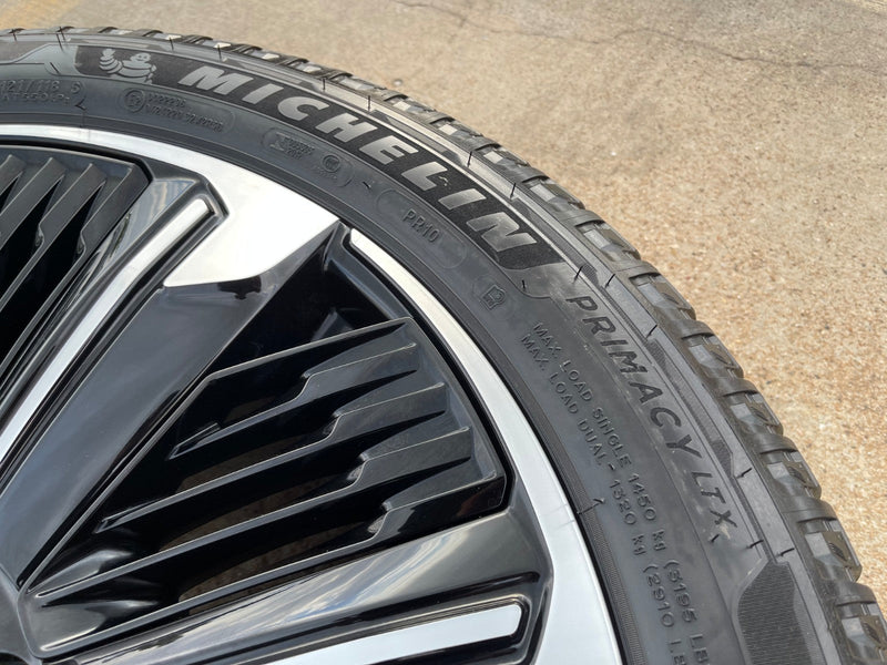 24" Cadillac Escalade IQ EV OEM 8x165 wheel rim Hummer 2500 2025 MICHELIN NEW Texas Truck Tire