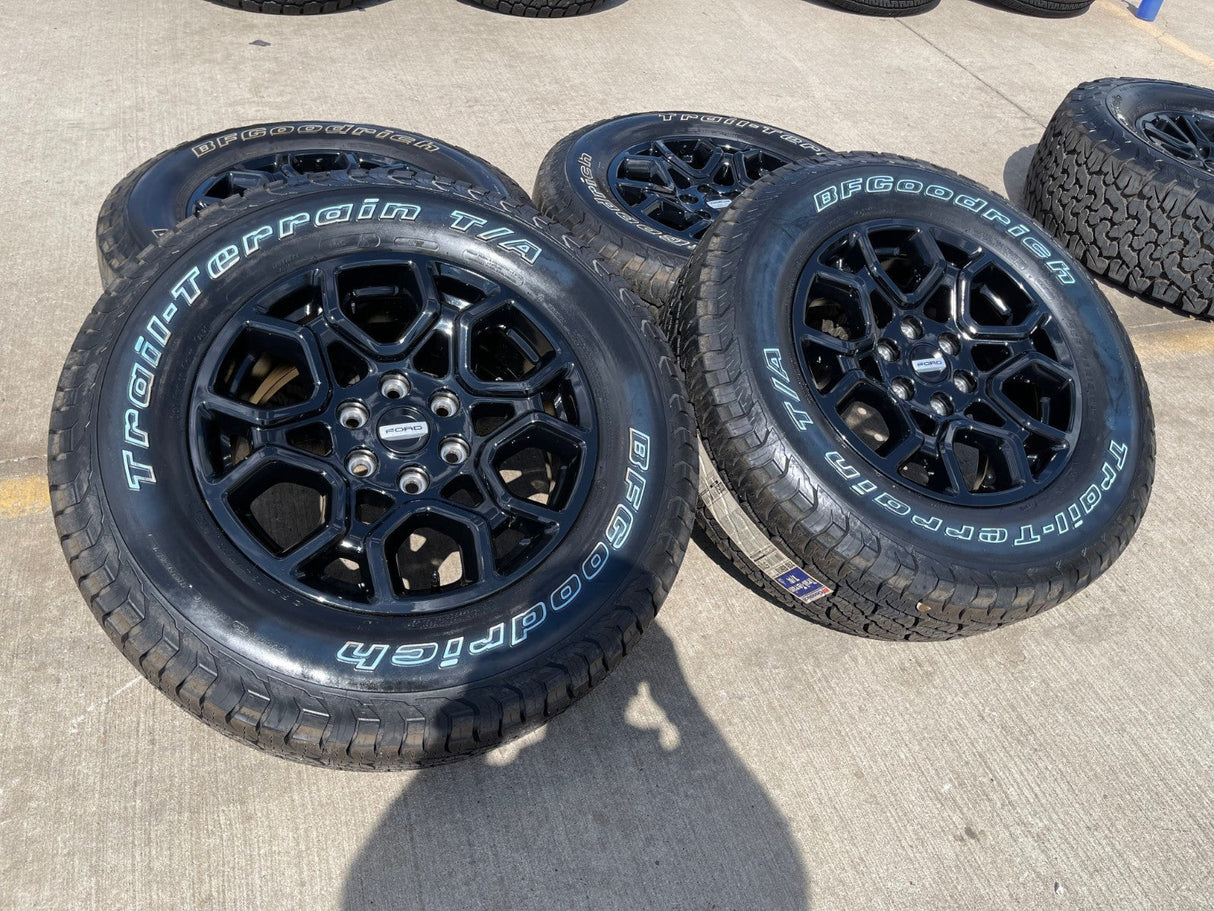 18" Ford F-150 OEM rims wheels 95049 10340 Expedition BFG Texas Truck Tire