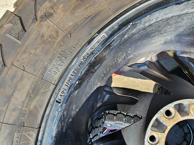 22x10 FUEL D775 Reaction Chevy Dodge Ram 2500 3500 wheels rims 37" 8x165 8x6.5 Texas Truck Tire