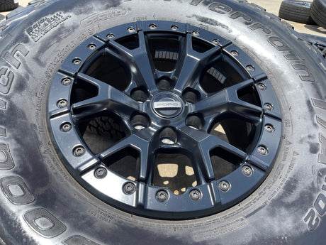 17" Ford F-150 Raptor R OEM BEADLOCK 10460 rims wheels 37" tires BFG Texas Truck Tire