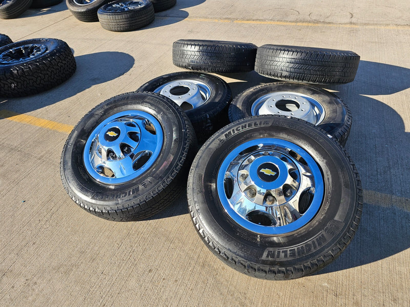 17" Chevy Silverado GMC Sierra 3500 Dually simulator rims wheels OEM 8094 tires Texas Truck Tire