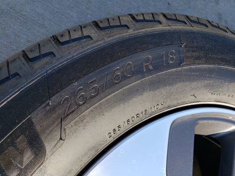 18" Jeep Grand Cherokee L OEM wheels rims 9308 Durango tires MICHELIN Texas Truck Tire