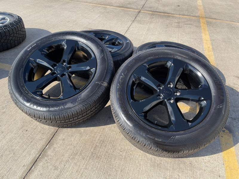 20" Jeep Grand Cherokee L OEM black wheels rims 9287 95199 tires Texas Truck Tire