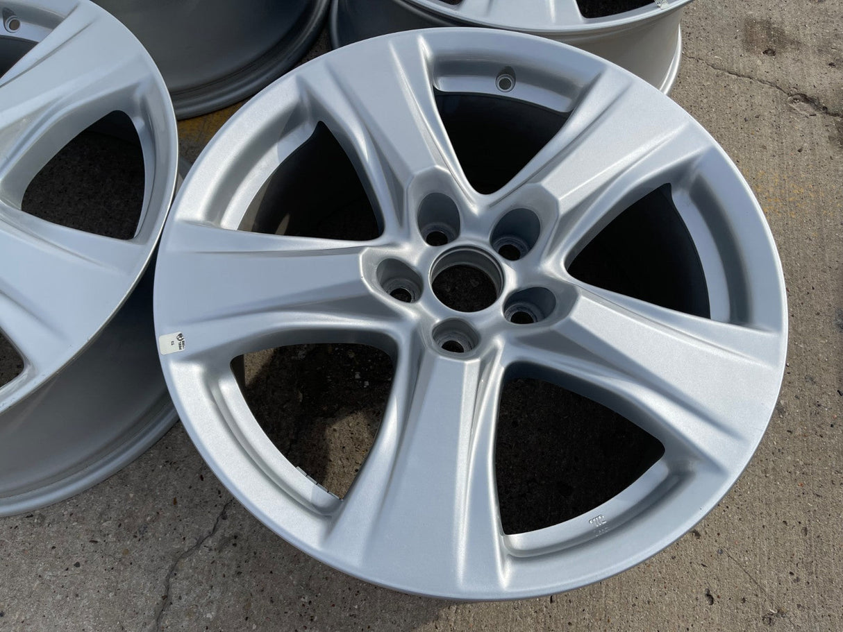 18" Toyota Highlander Rav4 XLE OEM 75263 wheels rims 2023 2024 2025 2026 NEW Texas Truck Tire