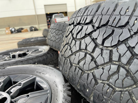 20" GMC Sierra DENALI 2500 3500 OEM 14137 5963 wheels rims Silverado tires A/T Texas Truck Tire