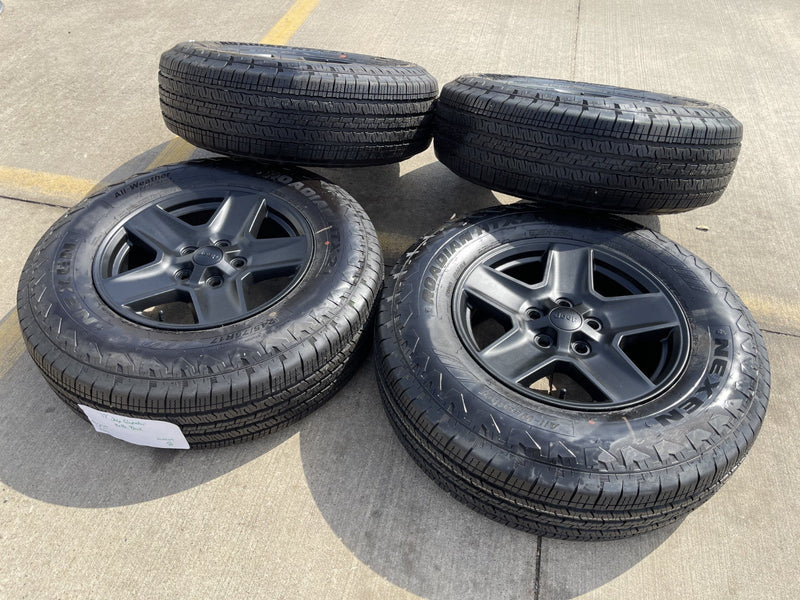 17" Jeep Gladiator BLACK OEM wheels rims 9235 Wrangler 2024 2025 2026 NEW Texas Truck Tire