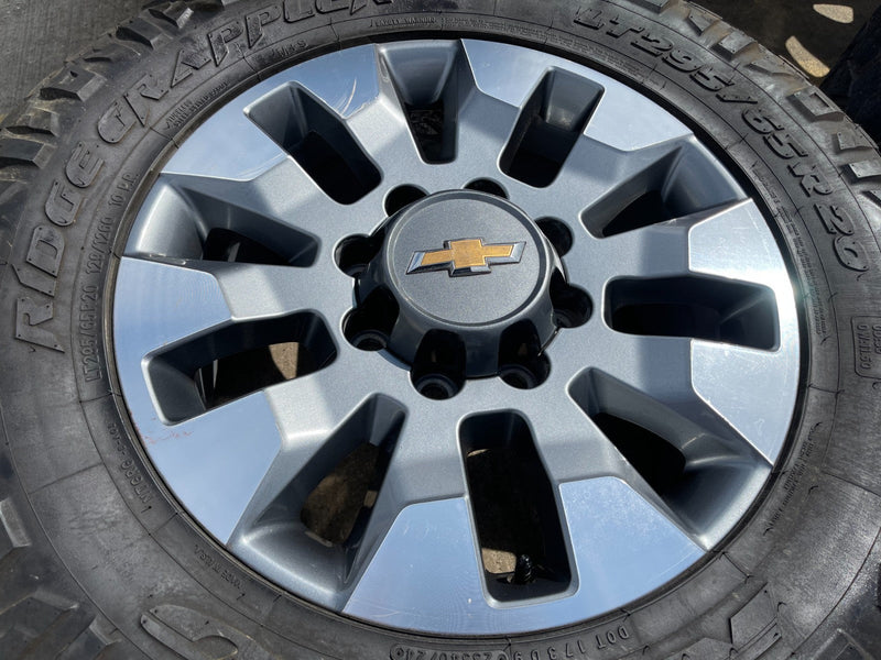 20" Chevy Silverado GMC Sierra AT4 2500 3500 OEM 5960 5947 wheels rims NITRO 35" Texas Truck Tire
