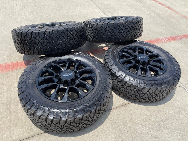20" Chevy Silverado Trail Boss GMC AT4 2500 OEM 94030 wheels rims NEW BFG KO3 Texas Truck Tire