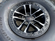 17" Jeep Wrangler 392 Gladiator Rubicon OEM 9329 BEADLOCK wheels rims NEW 35" Texas Truck Tire