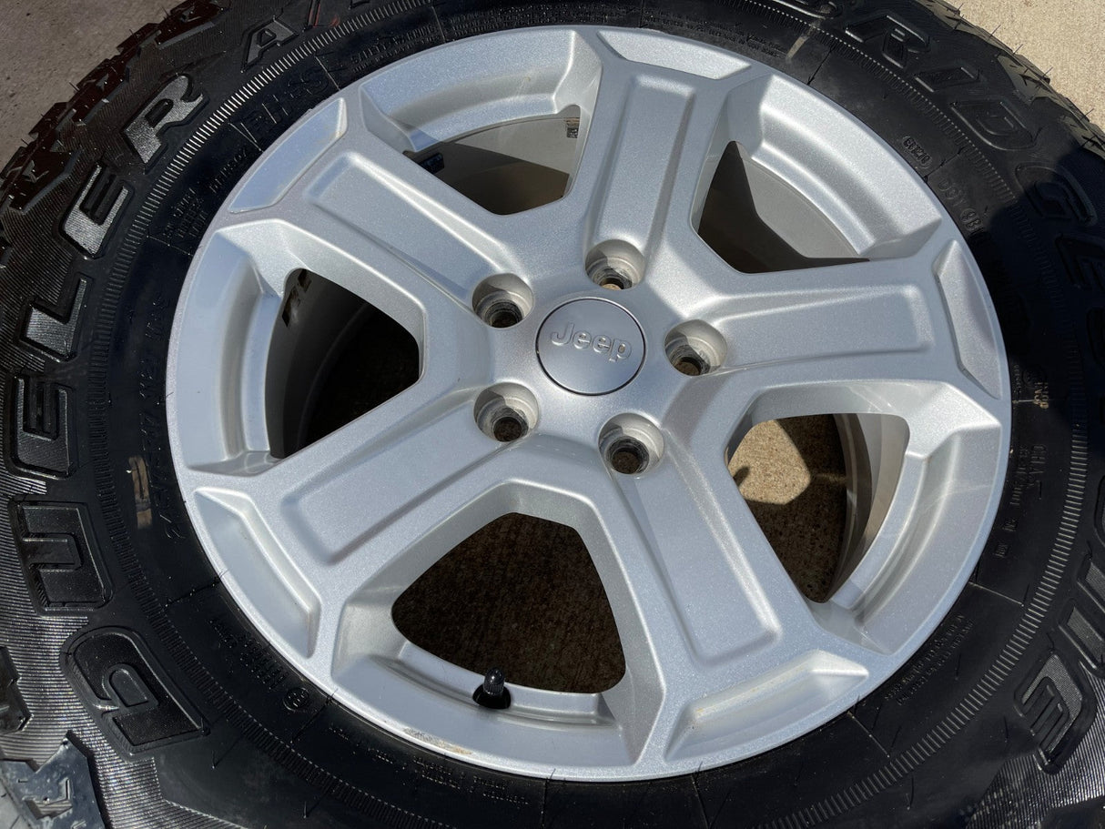 17" Jeep Wrangler Gladiator SPARE OEM 9216 wheel rim 2020 2021 2022 2023 2024 Texas Truck Tire