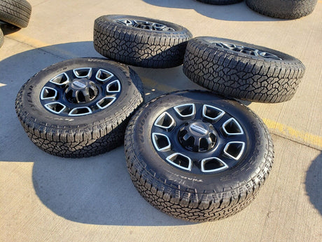 20" Ford F-250 F-350 OEM Lariat Platinum wheels rims 10486 A/T tires NEW Texas Truck Tire