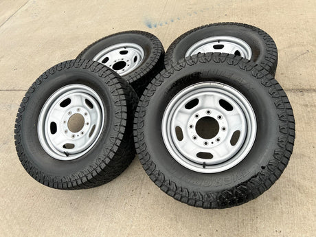 17" Ford F-250 F-350 OEM 3828 wheels rims tires A/T 33" Texas Truck Tire
