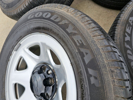 17" Chevy Tahoe PPV OEM Police Package 8111 wheels rims tires Texas Truck Tire