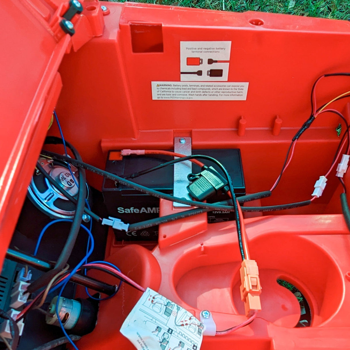 SafeAMP Wire Harness Compatible with 12-Volt Ride-On Vehicle Red 2-Pin Connector