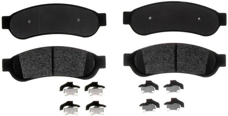 New Rear Brake Pad Set. 10207