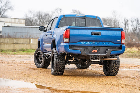 Vertex 2.5 Adjustable Rear Shocks | 6-7" | Toyota Tacoma 2WD/4WD (2005-2023)