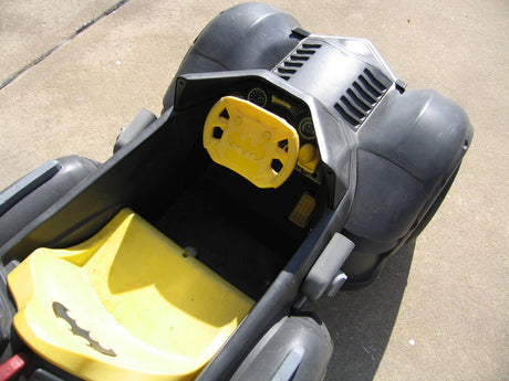 6V Battery-Powered Kids Ride-On Car Bat-Man Style with Cool Black Fins