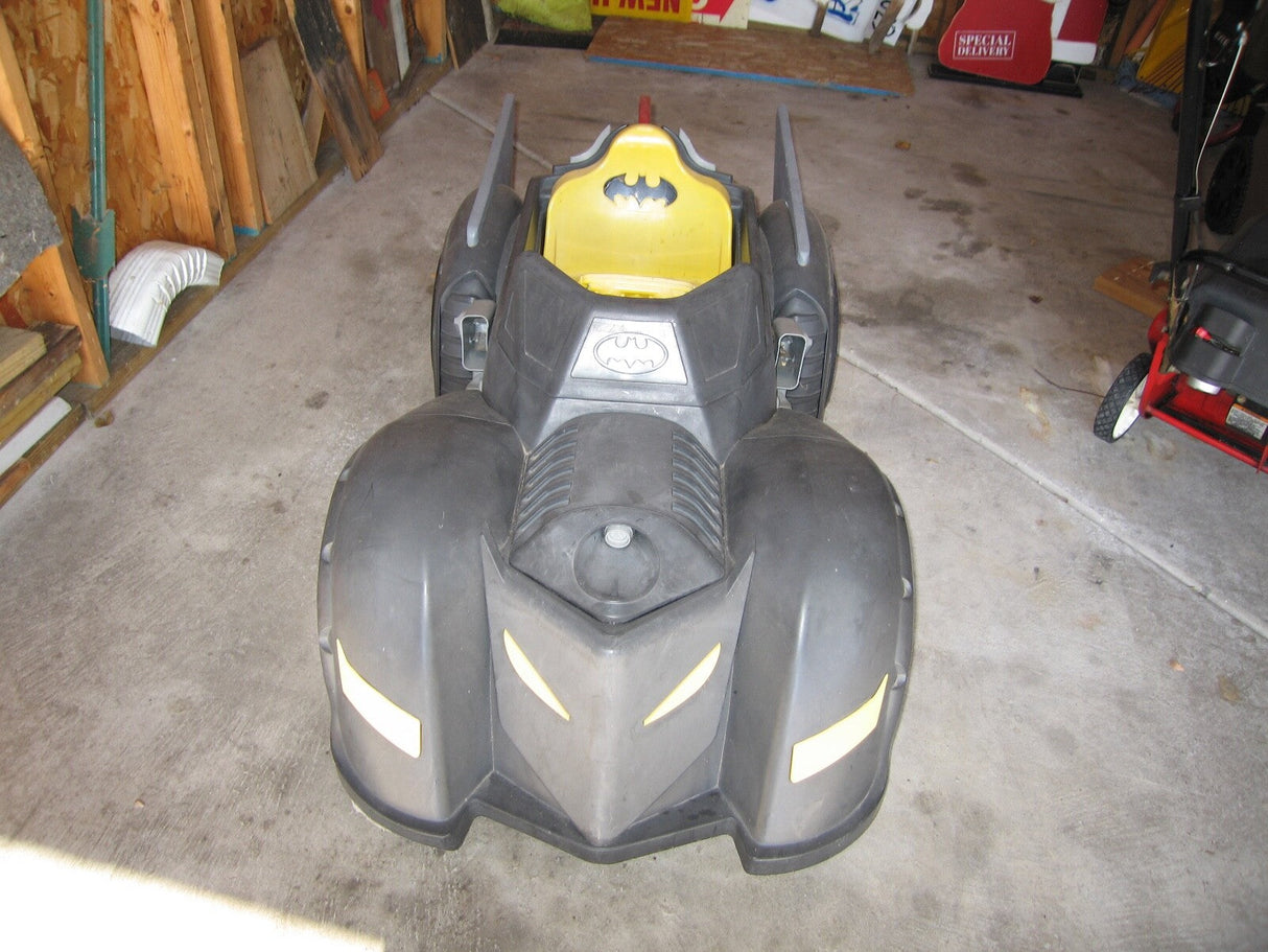 6V Battery-Powered Kids Ride-On Car Bat-Man Style with Cool Black Fins