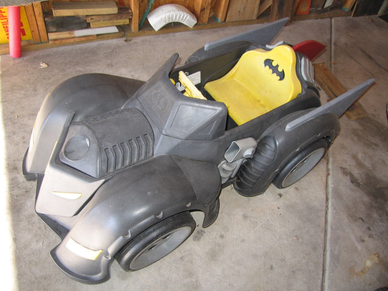 6V Battery-Powered Kids Ride-On Car Bat-Man Style with Cool Black Fins