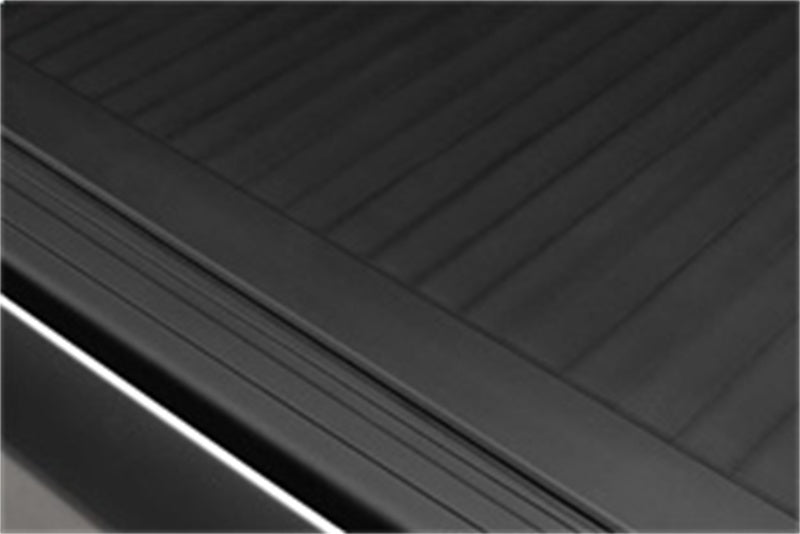 Roll-N-Lock 15-18 Chevy Silverado/Sierra 2500/3500 SB 77-3/8in A-Series Retractable Tonneau Cover