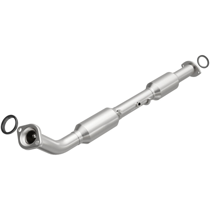 MagnaFlow 13-15 Toyota Tacoma California Grade CARB Compliant Direct-Fit Catalytic Converter