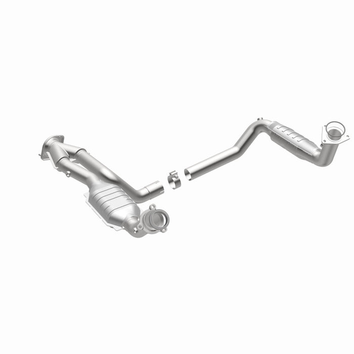 MagnaFlow Conv DF 02-06 Cadillac Truck. 8 5.3L Dual Conv. Y-Pipe Assy 2wd/Chevy Truck 99-07