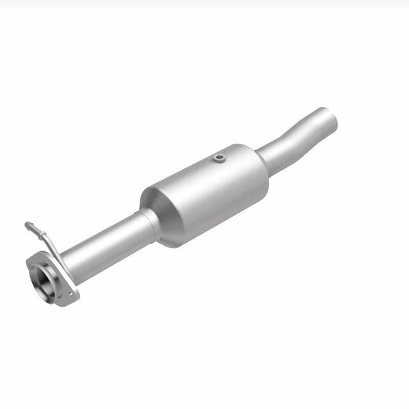 MagnaFlow 09-10 Ford F-550 Super Duty V10 6.8L Rear Underbody Direct Fit Catalytic Converter