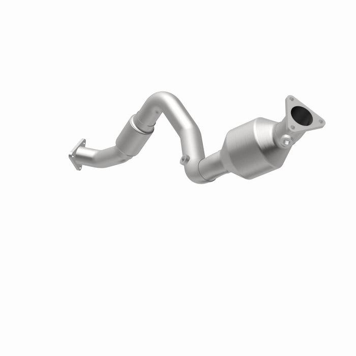 MagnaFlow Conv DF 07 VW Touareg 3.6L Front close