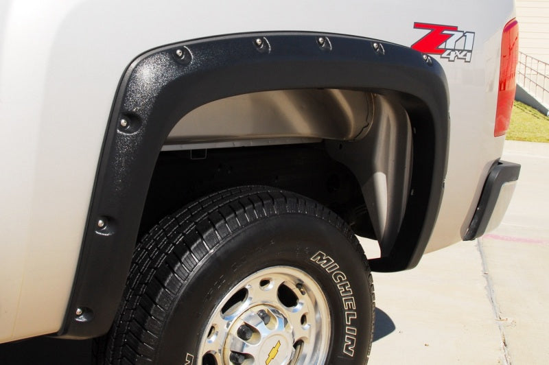 Lund 07-13 Chevy Silverado 1500 RX-Rivet Style Smooth Elite Series Fender Flares - Black (2 Pc.)