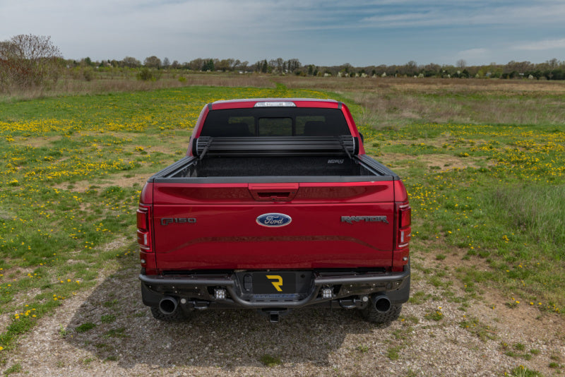 Truxedo 20-21 GMC Sierra & Chevrolet Silverado 1500 (New Body) w/CarbonPro 5ft 9in Sentry Bed Cove