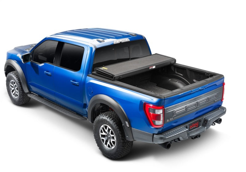 Extang 15-20 Ford F-150 (5ft. 7in. Bed) Solid Fold ALX