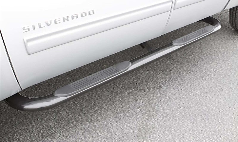 Lund 2019 Chevy Silverado 1500 Double Cab 4In Oval Curved SS Nerf Bars - Polished Stainless