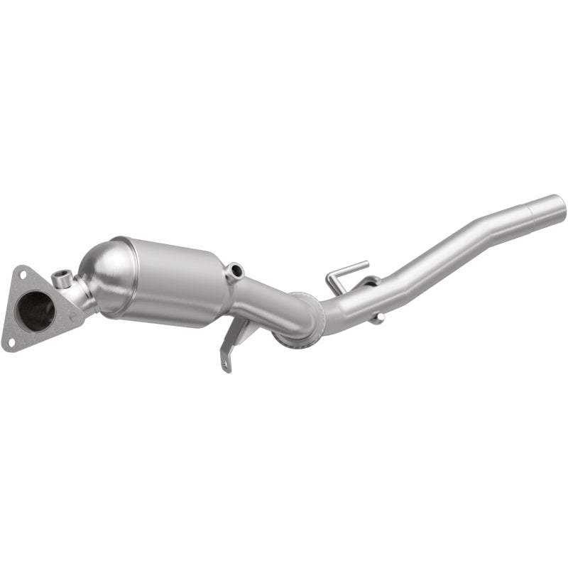 Magnaflow Conv DF 11-15 Volkswagen Touareg V6 3.6 OEM Underbody