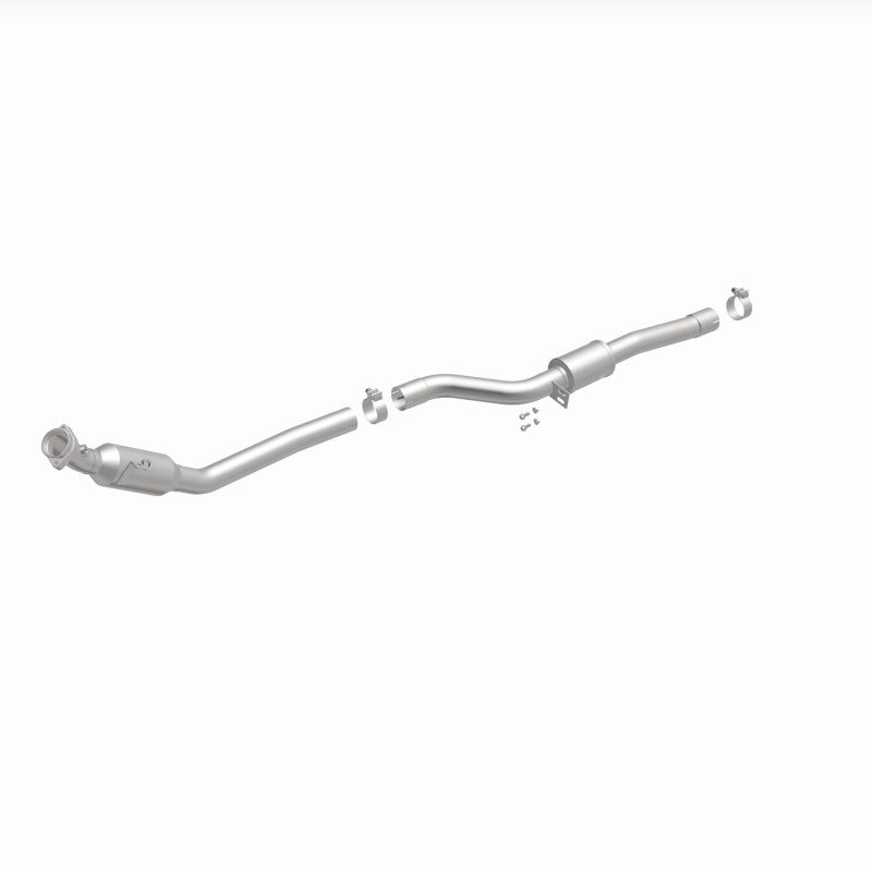 Magnaflow Conv DF 2013-2017 SL550 V8 4.6 OEM Underbody