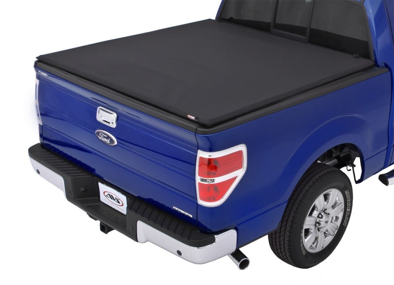 Lund 82-11 Ford Ranger (6ft. Bed) Genesis Elite Tri-Fold Tonneau Cover - Black