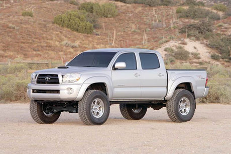 Fabtech 05-14 Toyota Tacoma 4WD/ 2WD 6 Lug Models Only 6in Basic Sys w/Rr Dlss Shks
