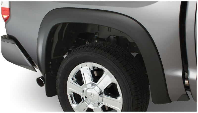 Bushwacker 95-04 Toyota Tacoma Fleetside OE Style Flares 4pc 74.5in Bed w/ 4WD Only - Black