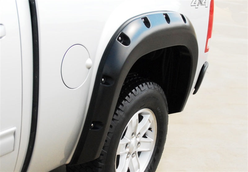 Lund 07-13 GMC Sierra 1500 RX-Rivet Style Smooth Elite Series Fender Flares - Black (2 Pc.)