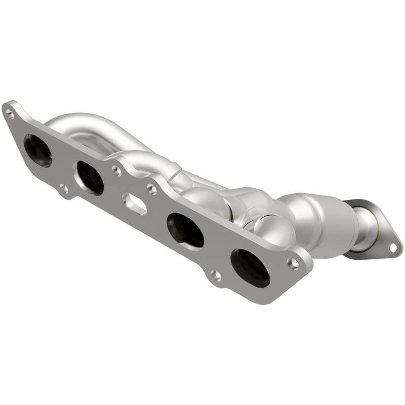 MagnaFlow OEM Grade 12-17 Toyota Prius C Federal / EPA Compliant Manifold Catalytic Converter