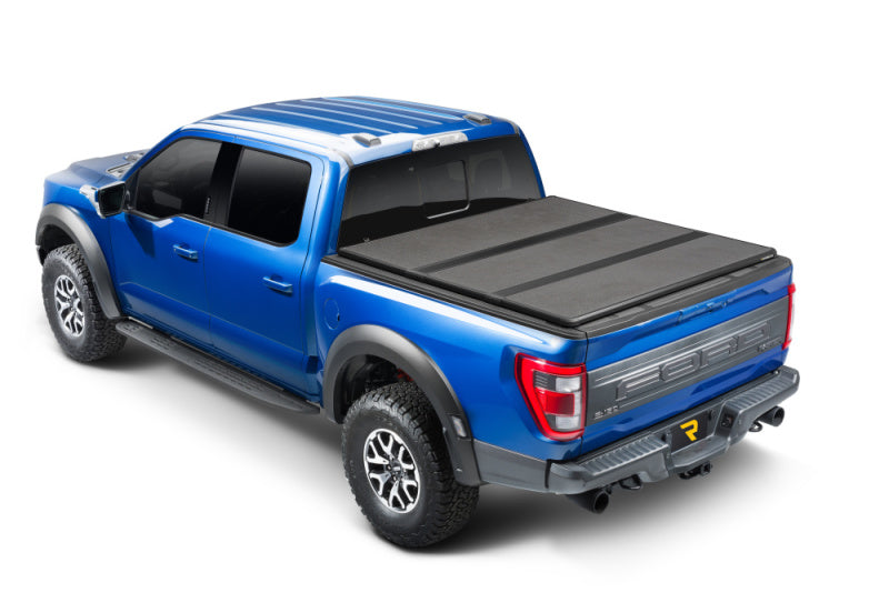 Extang 22-23 Nissan Frontier (6ft. 1in. Bed) Solid Fold ALX