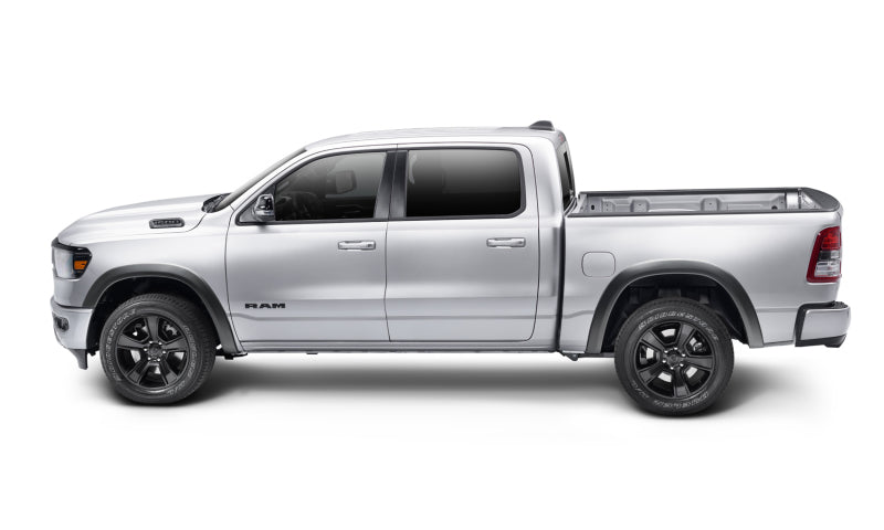 Bushwacker 19-22 Ram 1500 (Excl. Rebel/TRX) 76.3 & 67.4in Bed OE Style Flares 2pc Front - Black