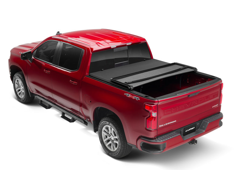 Lund 2020 Chevy Silverado 2500 HD (8ft. Bed) Genesis Elite Tri-Fold Tonneau Cover - Black