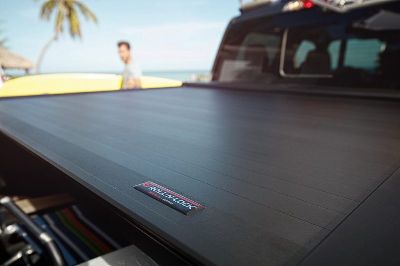 Roll-N-Lock 07-17 Toyota Tundra Regular Cab/Double Cab 77in E-Series Retractable Tonneau Cover