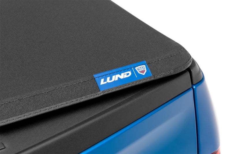 Lund 19-23 Ford Ranger (6ft Bed) Genesis Elite Tri-Fold Tonneau Cover - Black