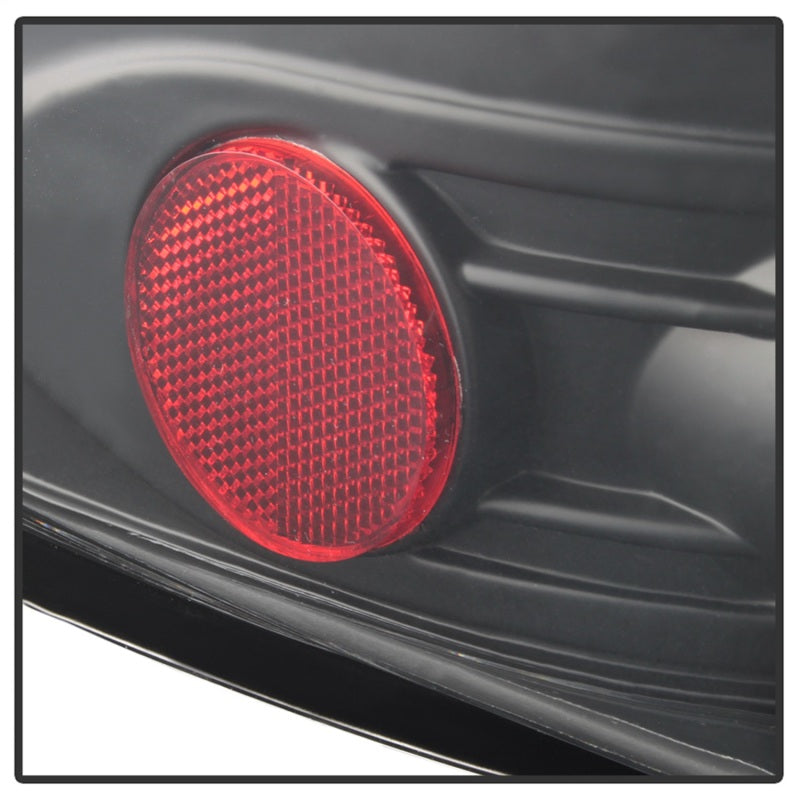 Spyder Ford F150 side 04-08 (Not Fit Heritage & SVT)Euro Tail Lights Blk ALT-YD-FF15004-BK