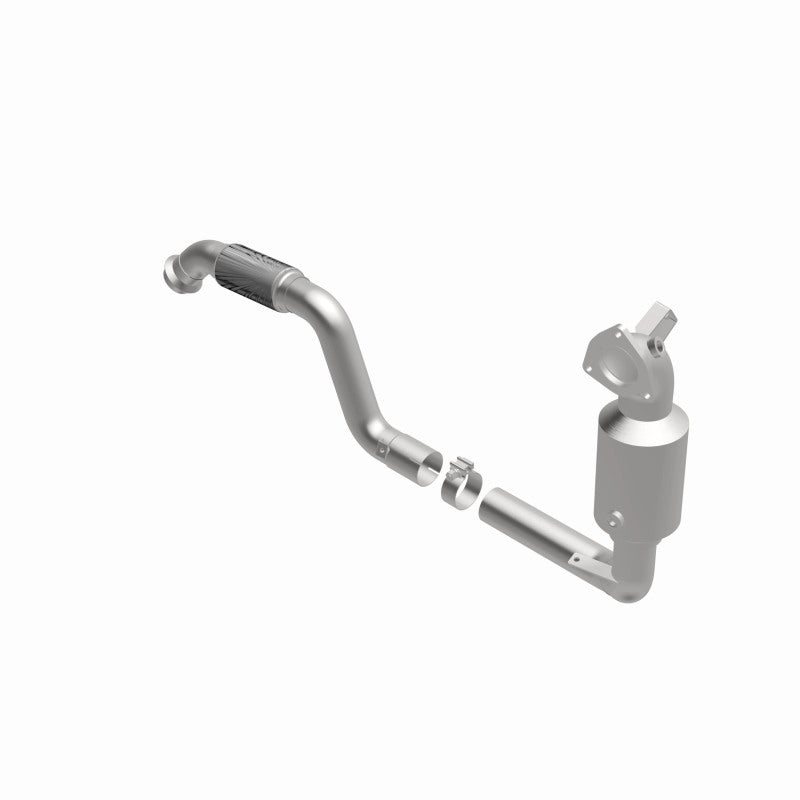 Magnaflow Conv DF 2014-2017 CLA250 L4 2 OEM Underbody