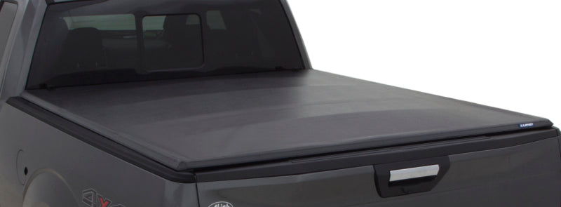 Lund 07-13 Toyota Tundra (6.5ft Bed) Genesis Tri-Fold Tonneau Cover - Black