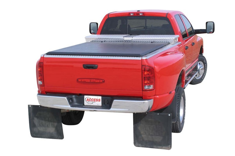 Access Lorado 01-07 Chevy/GMC Full Size Dually 8ft Bed Roll-Up Cover