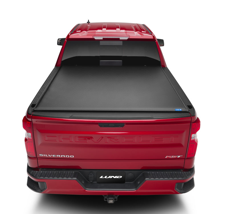 Lund 04-17 Nissan Titan (5.5ft. Bed w/Titan Box) Genesis Roll Up Tonneau Cover - Black